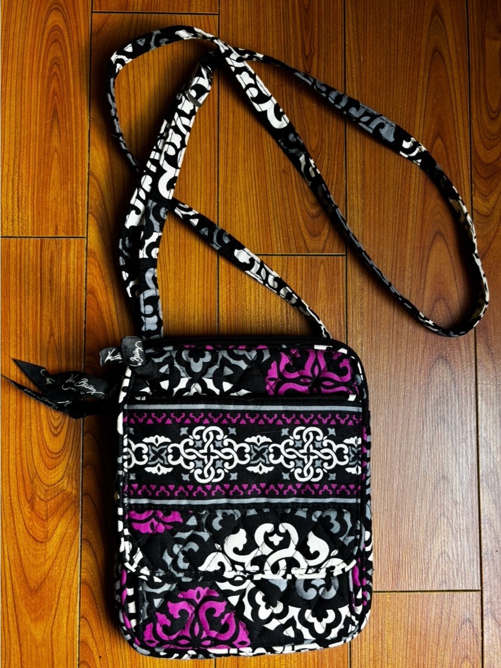 Vera Bradley Quilted Crossbody Mini in Retired Canterberry Magenta Pattern
